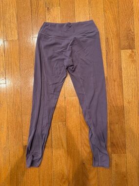 NWOT- Oner Active Soft Motion Purple Leggings